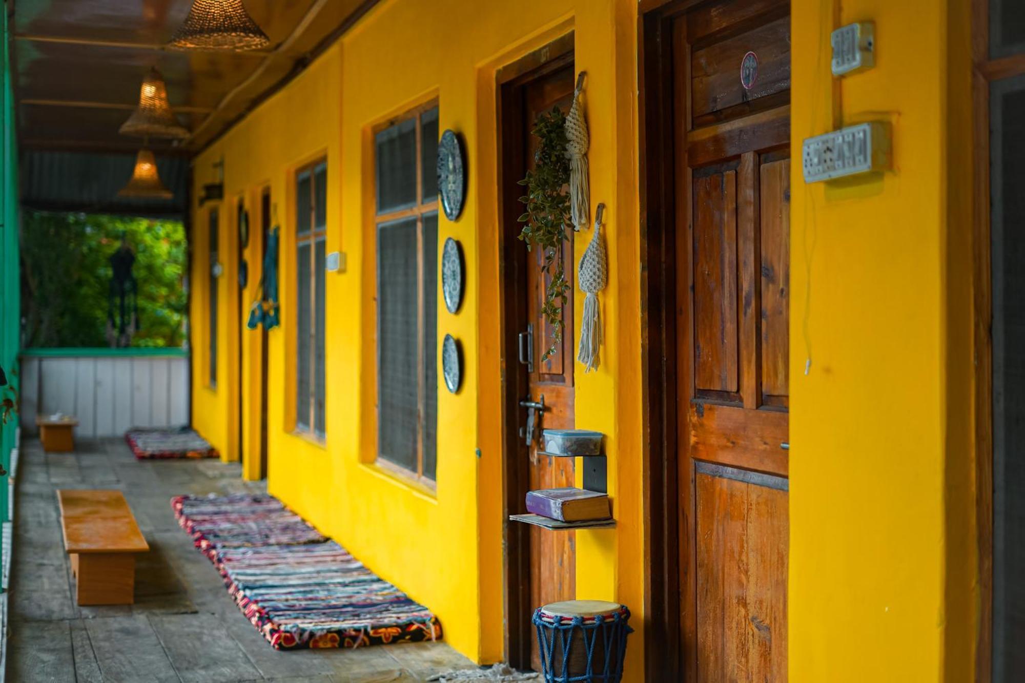Yaarana Stay & Cafe, Vashisht, Manali - Manali (Himachal Pradesh) — Photos 2